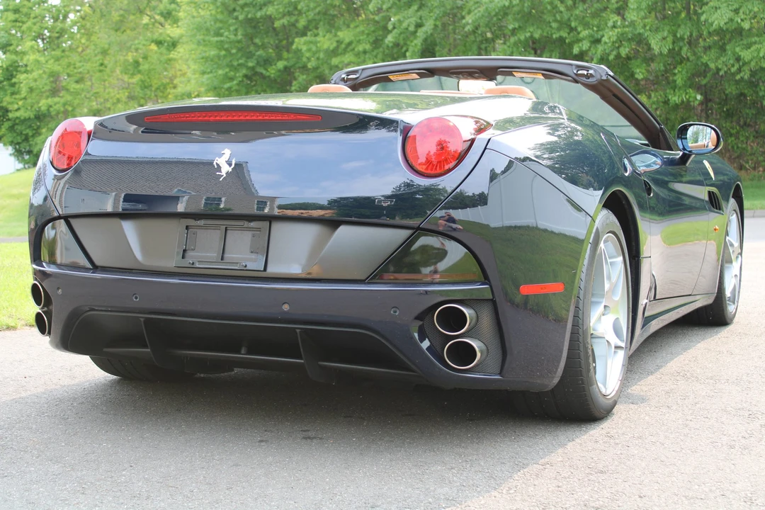 2010 Ferrari California - Image 19 of 31