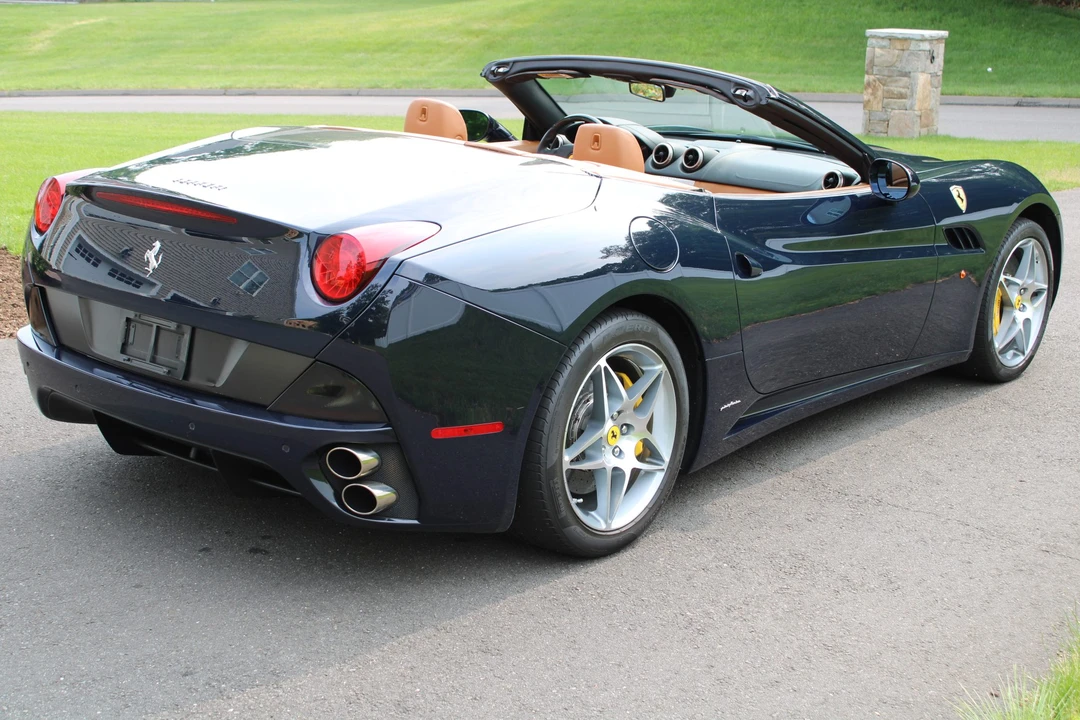 2010 Ferrari California - Image 20 of 31