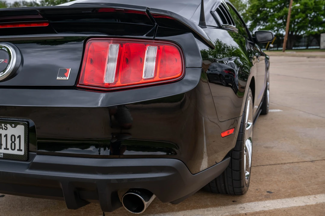 2010 Ford S197 Mustang - Image 22 of 31