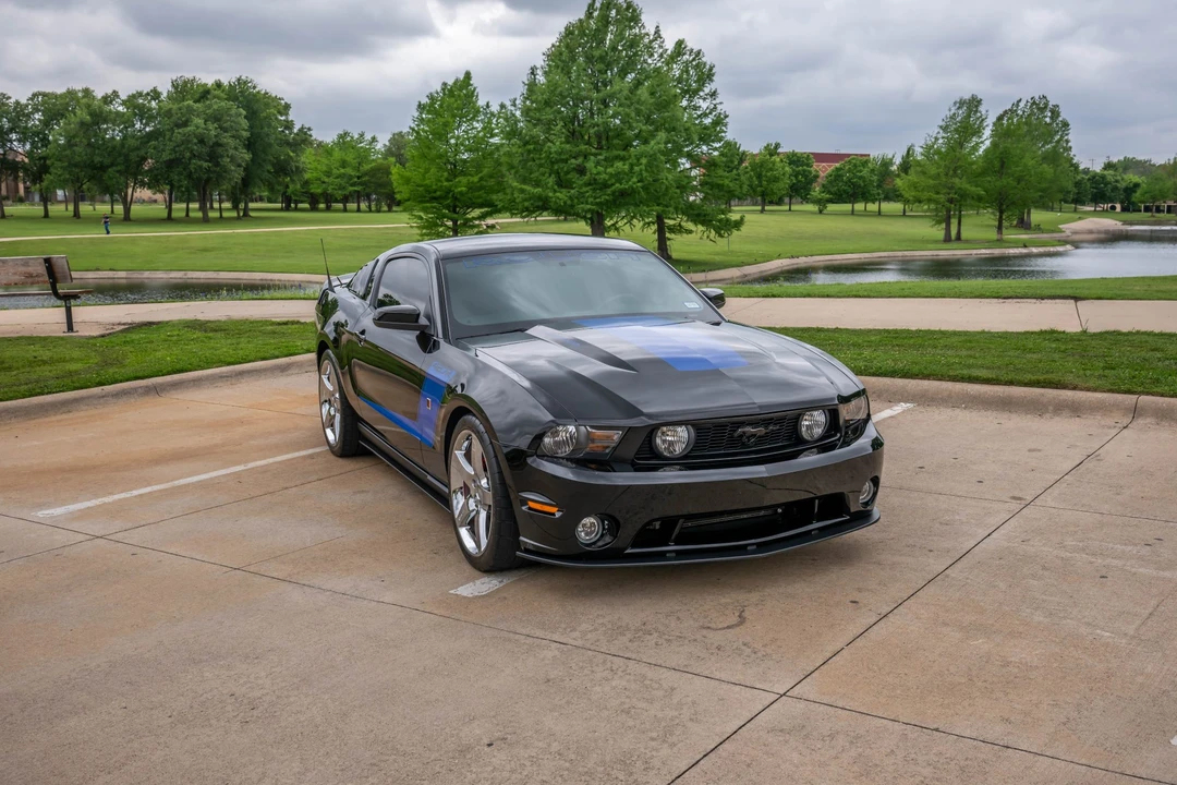 2010 Ford S197 Mustang - Image 3 of 31