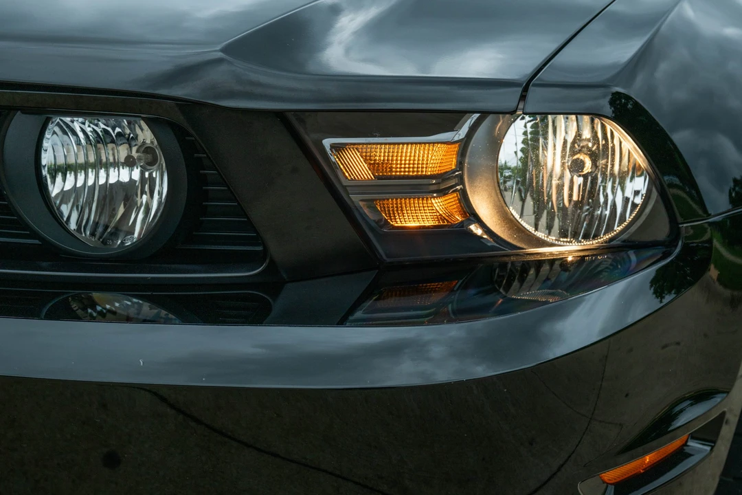 2010 Ford S197 Mustang - Image 18 of 31