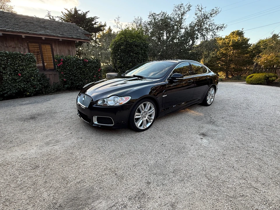 2010 Jaguar X250 XFR - Image 2 of 31