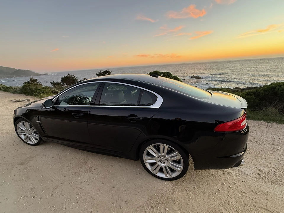 2010 Jaguar X250 XFR - Image 23 of 31