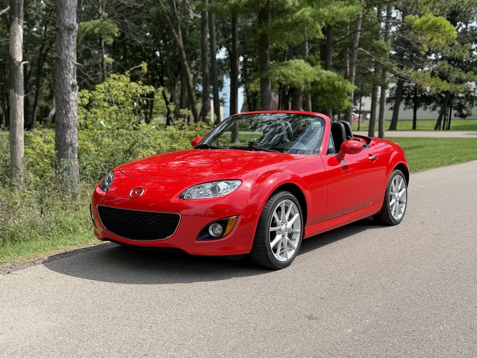 2010 Mazda NC MX-5 Miata - Image 2 of 31