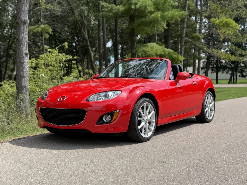 2010 Mazda NC MX-5 Miata - Image 3 of 31
