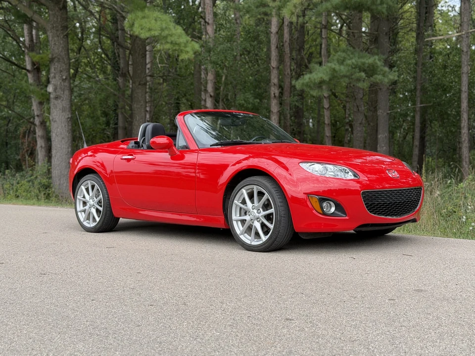 2010 Mazda NC MX-5 Miata - Image 26 of 31
