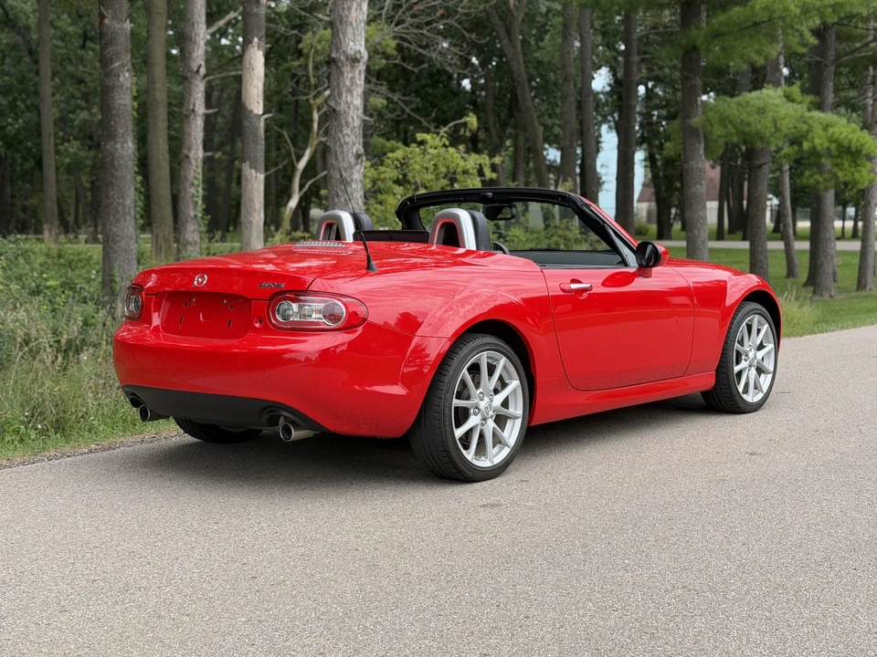 2010 Mazda NC MX-5 Miata - Image 19 of 31