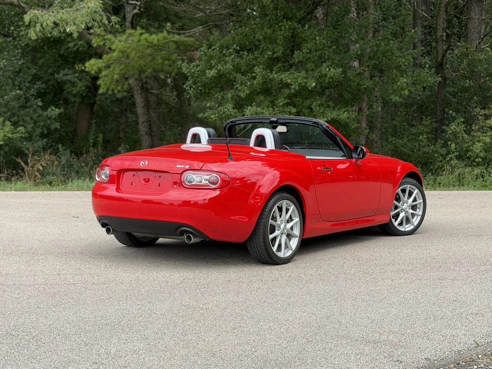 2010 Mazda NC MX-5 Miata - Image 15 of 31