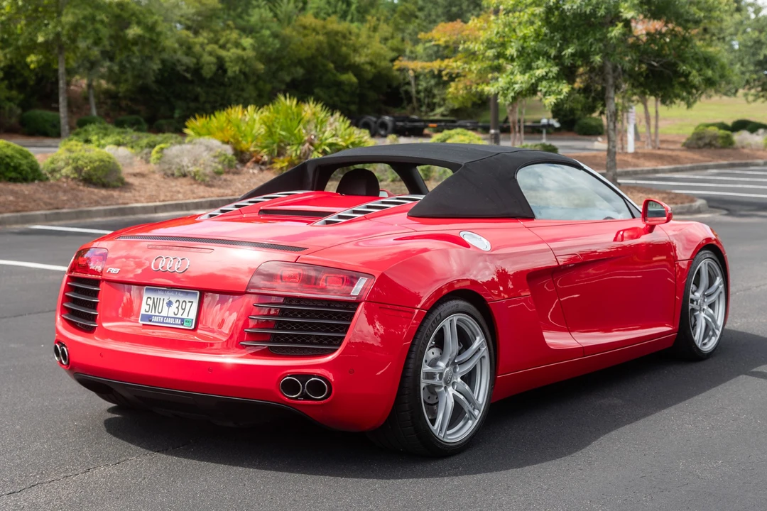 2011 Audi 42 R8 - Image 14 of 31