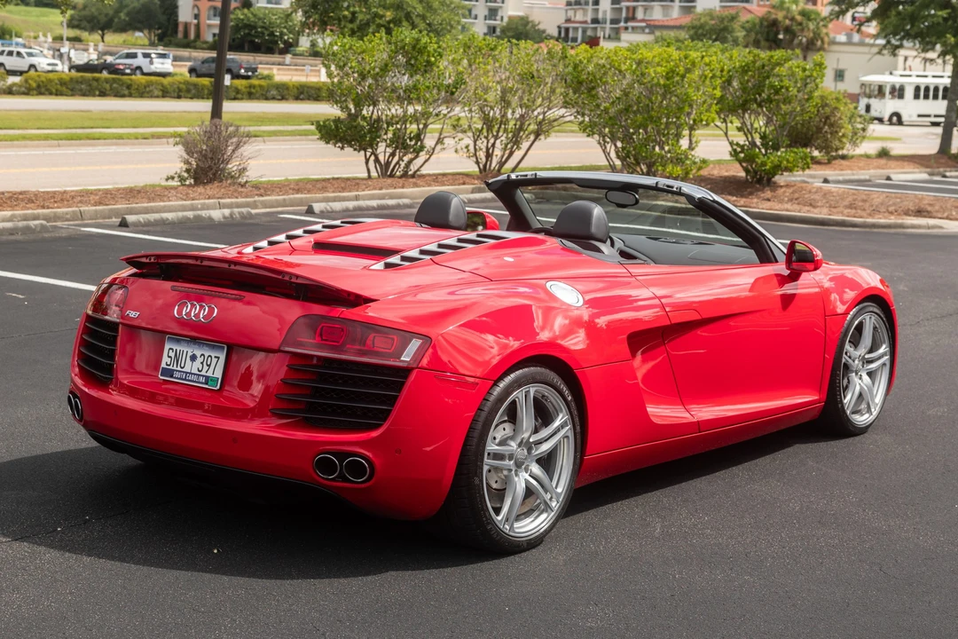2011 Audi 42 R8 - Image 6 of 31