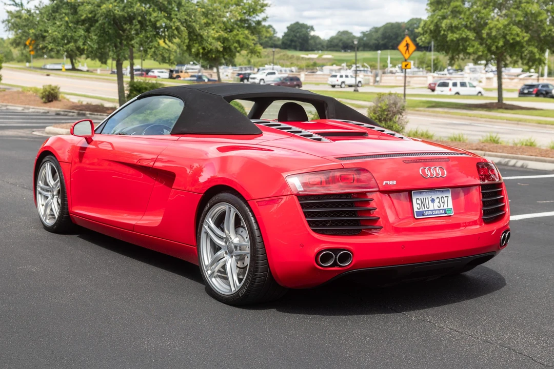 2011 Audi 42 R8 - Image 16 of 31