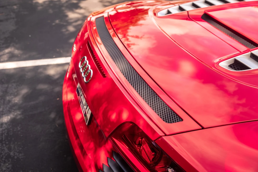 2011 Audi 42 R8 - Image 28 of 31