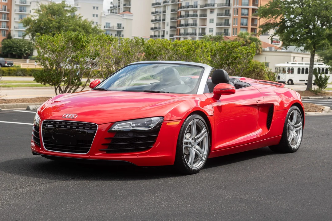 2011 Audi 42 R8 - Image 2 of 31