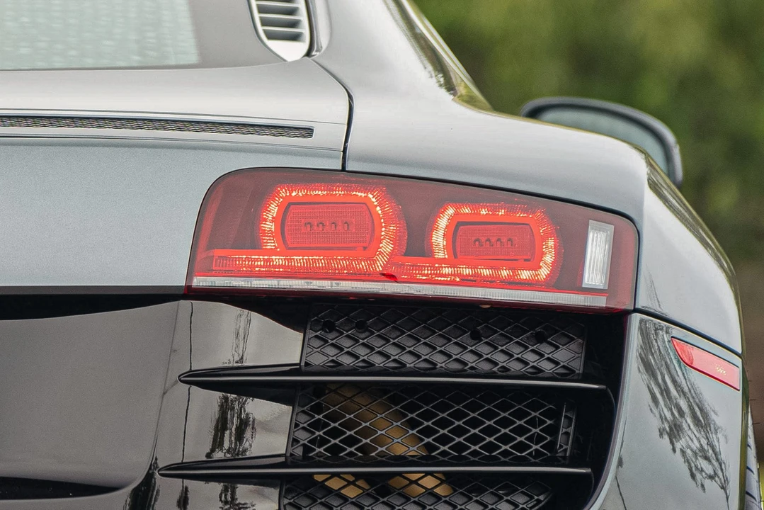 2011 Audi 42 R8 - Image 19 of 31