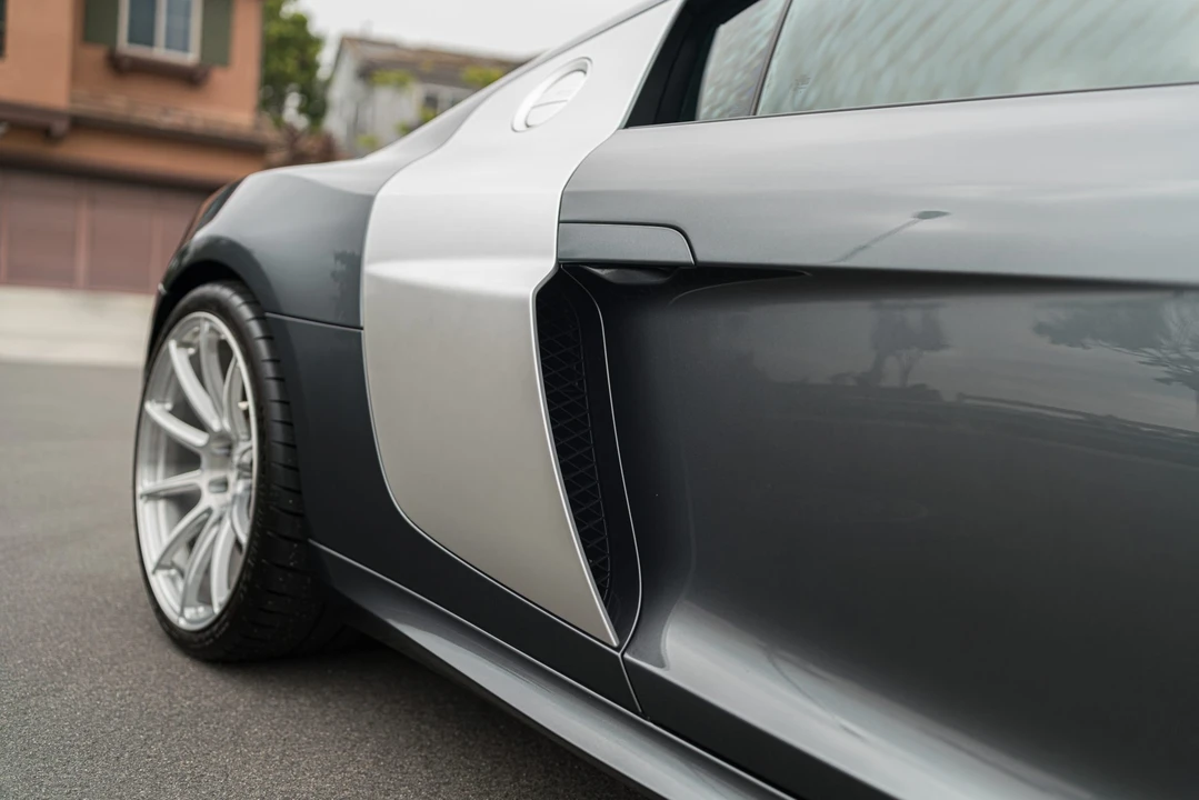 2011 Audi 42 R8 - Image 13 of 31