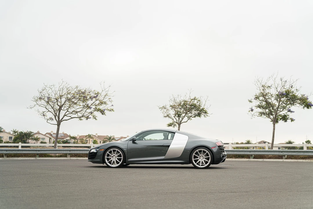 2011 Audi 42 R8 - Image 2 of 31