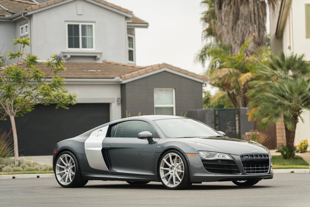 2011 Audi 42 R8 - Image 9 of 31
