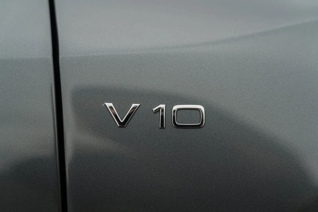 2011 Audi 42 R8 - Image 25 of 31