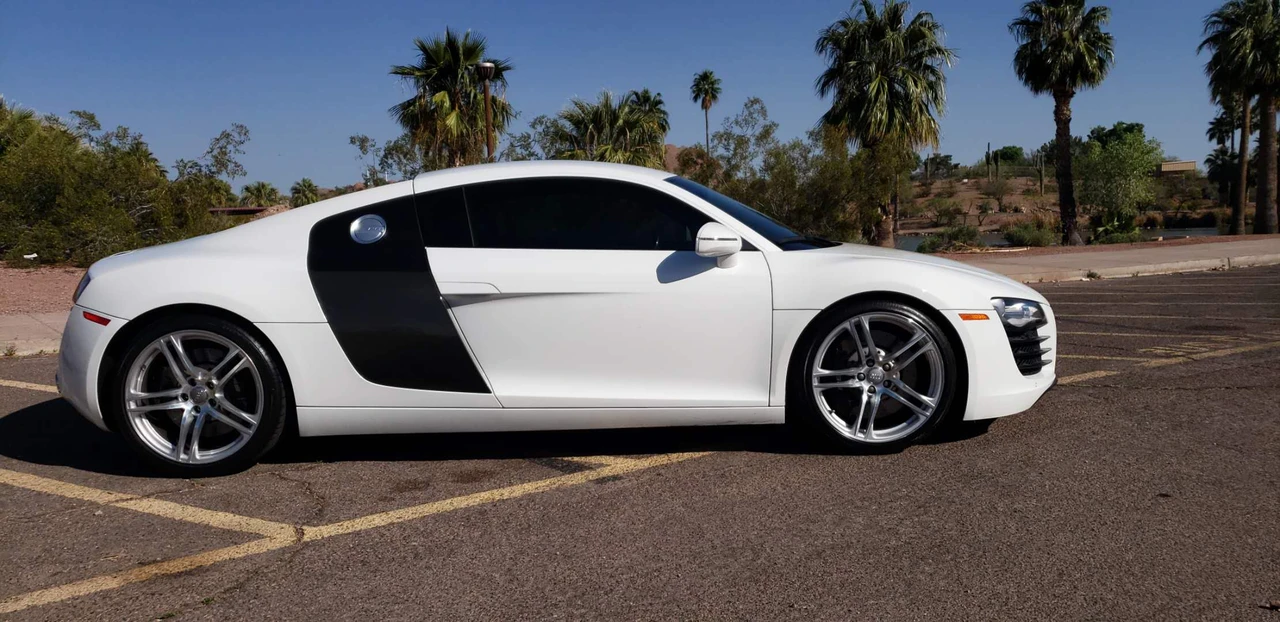 2011 Audi 42 R8 - Image 9 of 31