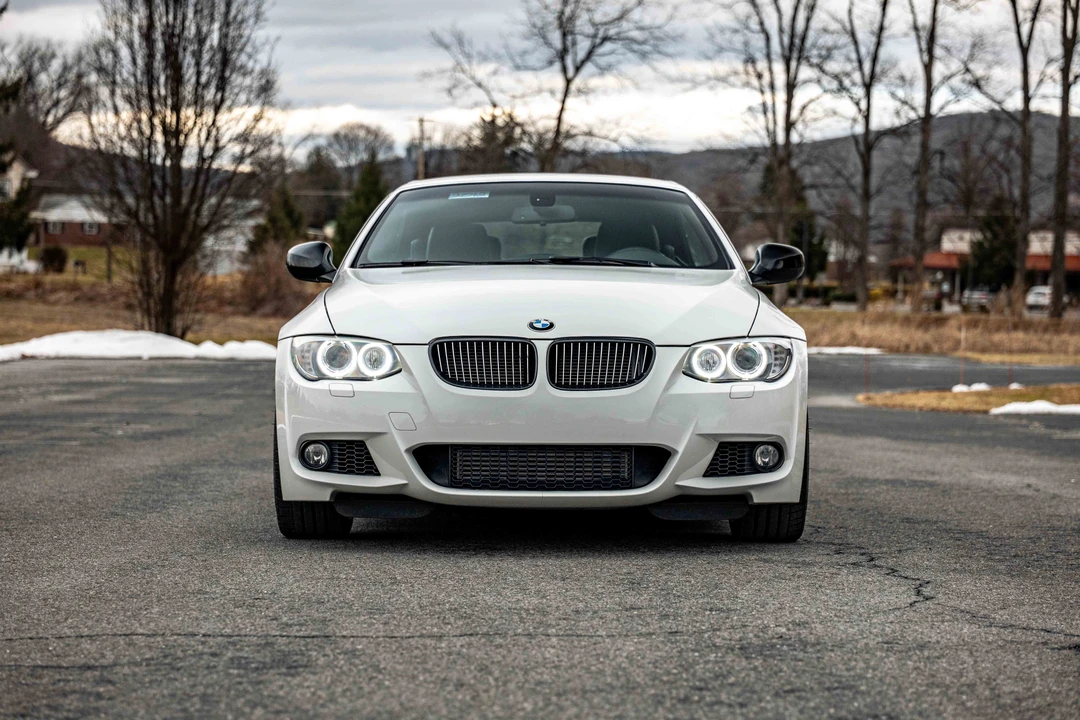 2011 BMW E93 335i Convertible - Image 16 of 31