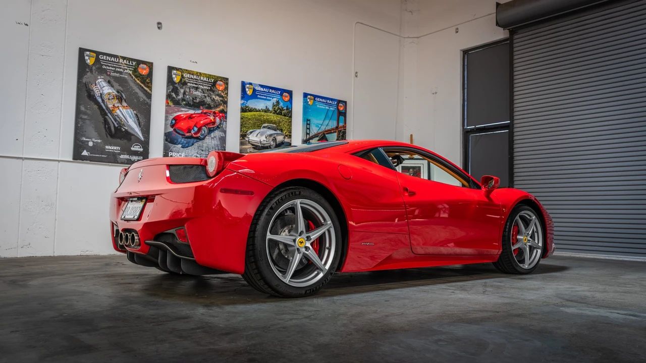 2011 Ferrari 458 Italia - Image 19 of 31