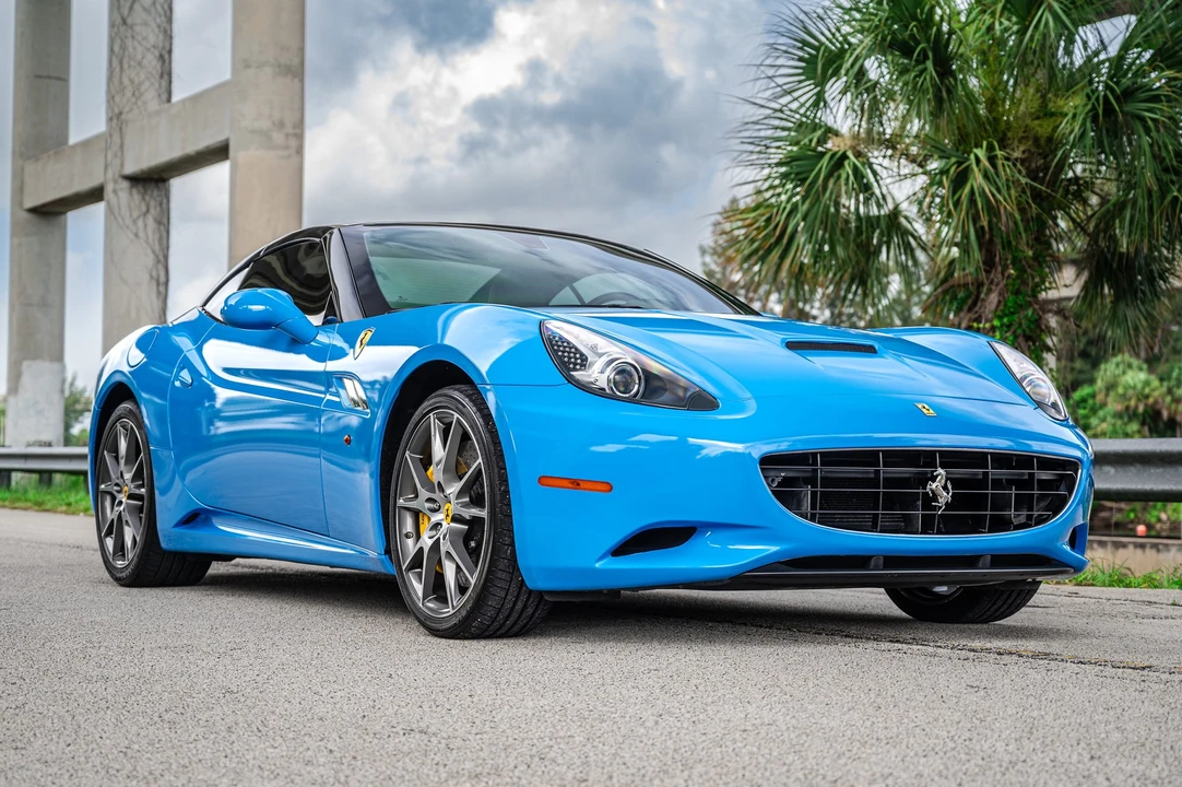 2011 Ferrari California - Image 25 of 31