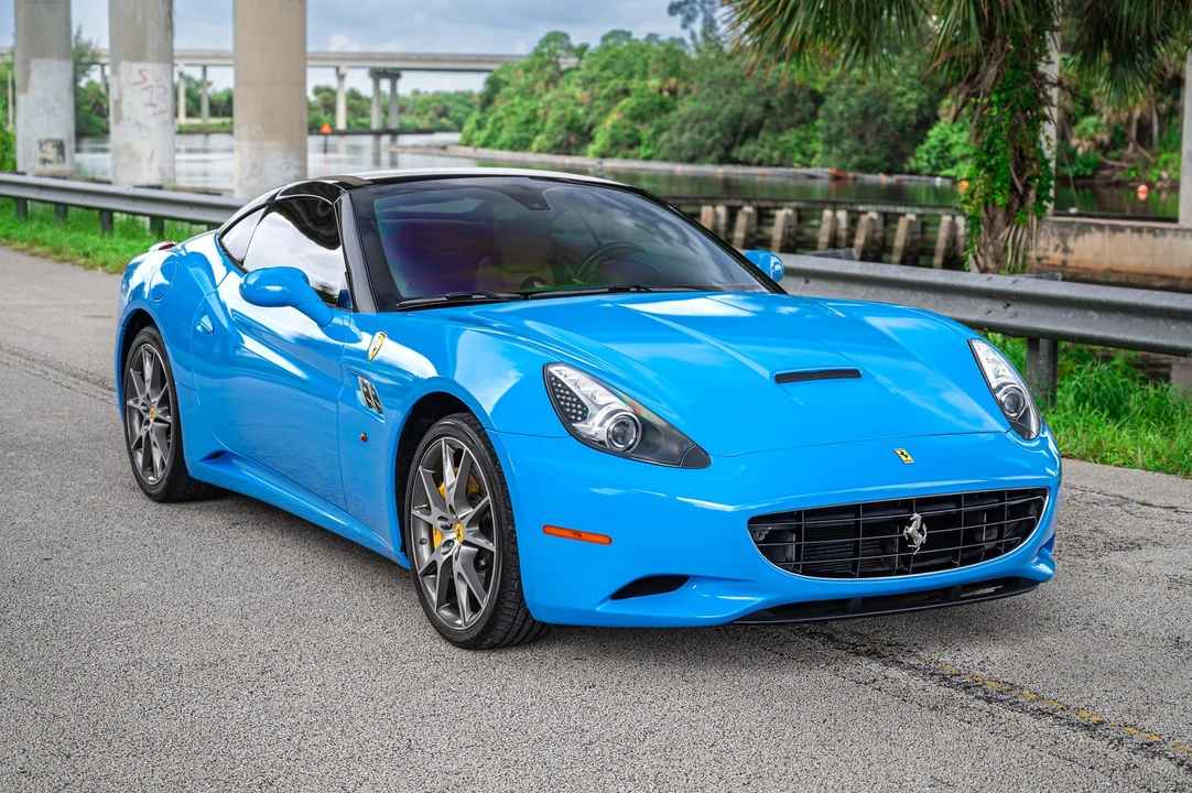2011 Ferrari California - Image 26 of 31