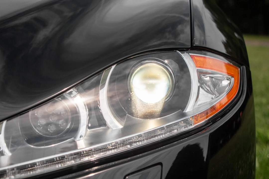 2011 Jaguar X351 XJ - Image 11 of 31