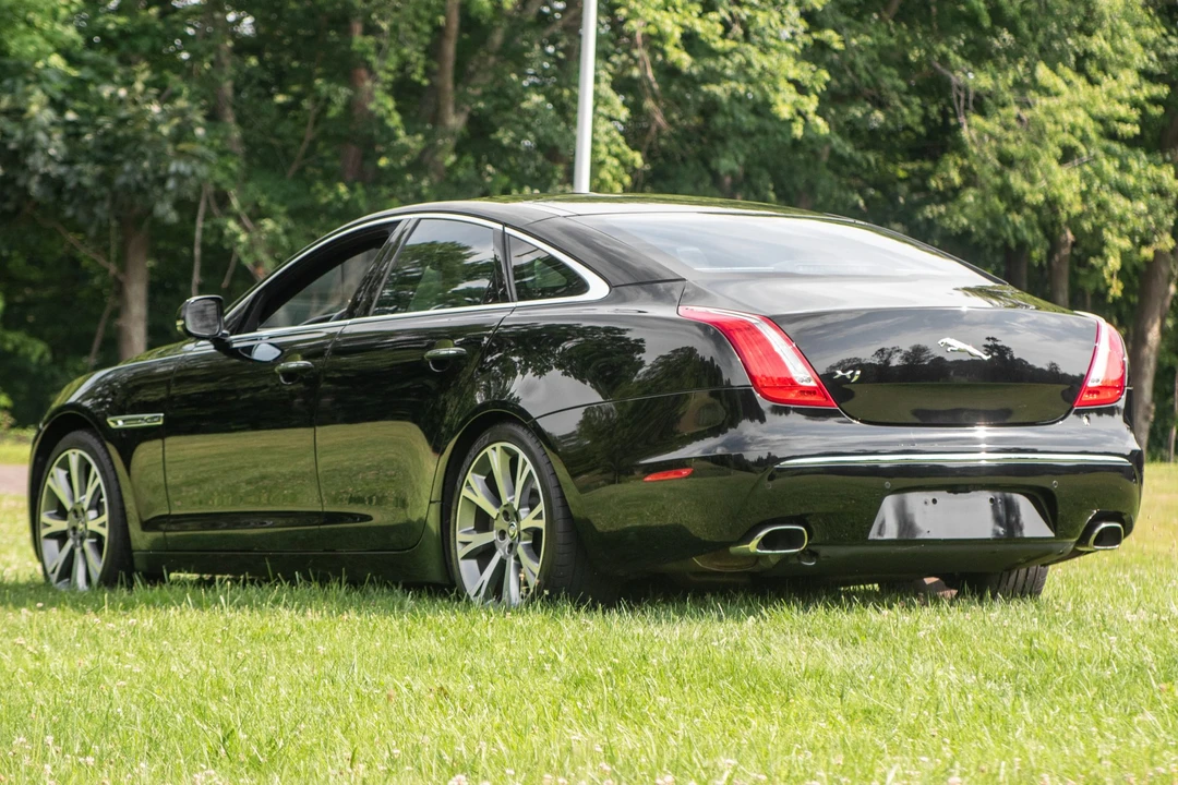 2011 Jaguar X351 XJ - Image 8 of 31