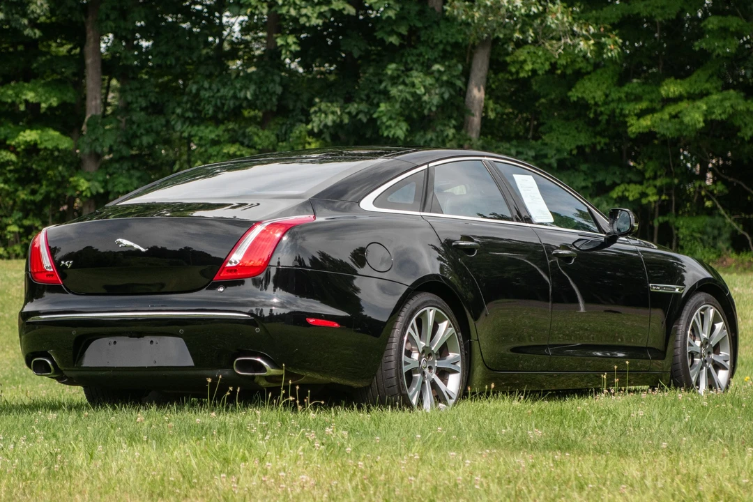 2011 Jaguar X351 XJ - Image 6 of 31
