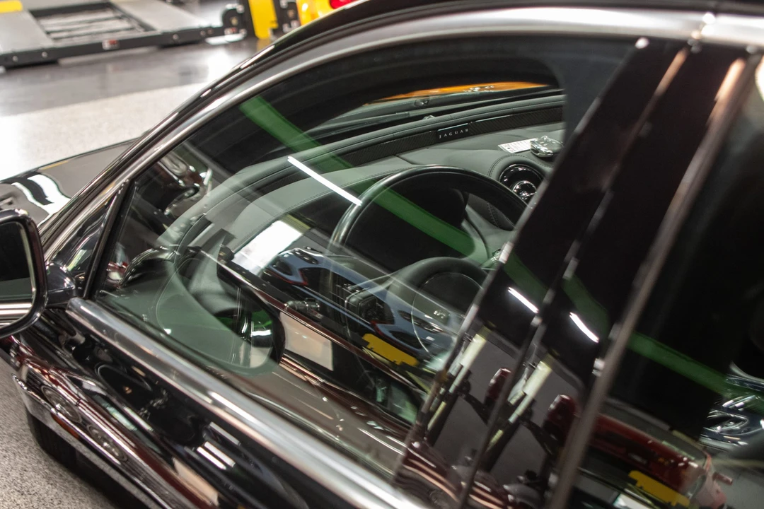2011 Jaguar X351 XJ - Image 13 of 31