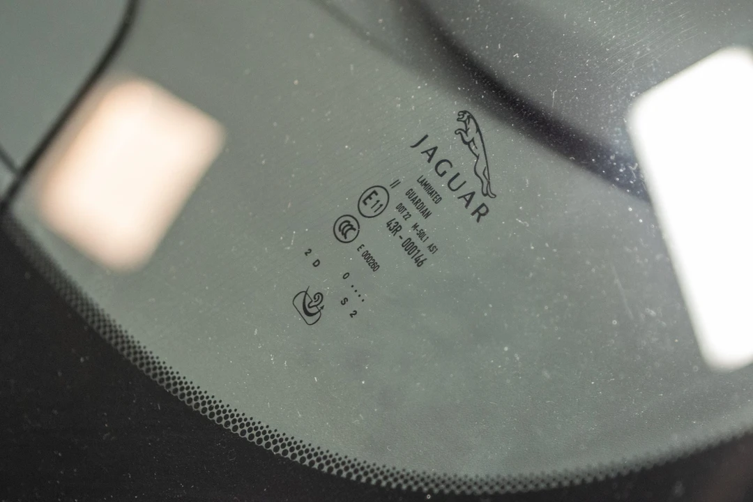 2011 Jaguar X351 XJ - Image 29 of 31