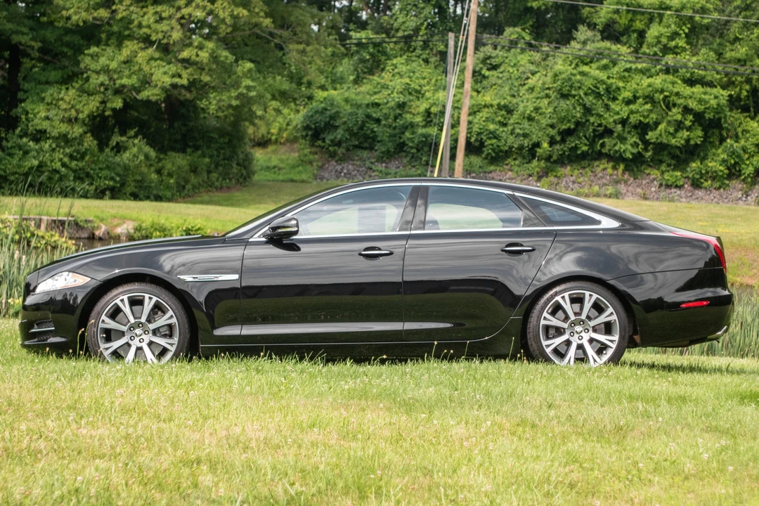 2011 Jaguar X351 XJ - Image 9 of 31