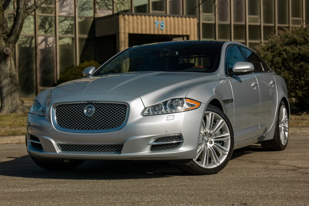 2011 Jaguar X351 XJ - Image 4 of 31