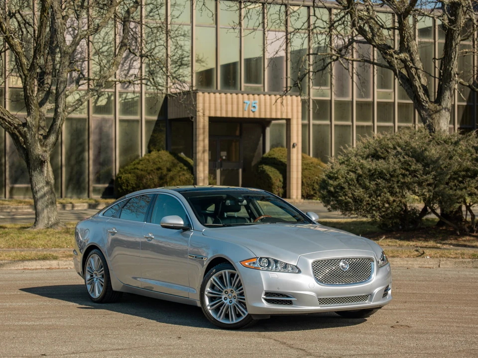 2011 Jaguar X351 XJ - Image 15 of 31