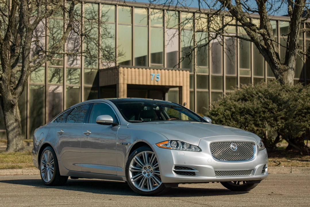 2011 Jaguar X351 XJ - Image 16 of 31