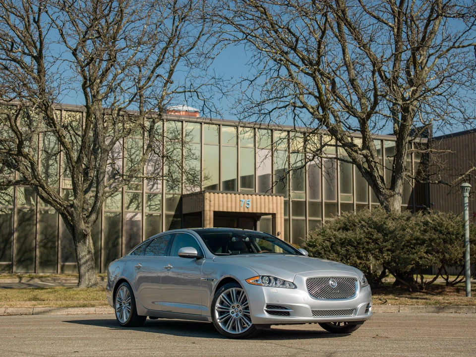 2011 Jaguar X351 XJ - Image 14 of 31