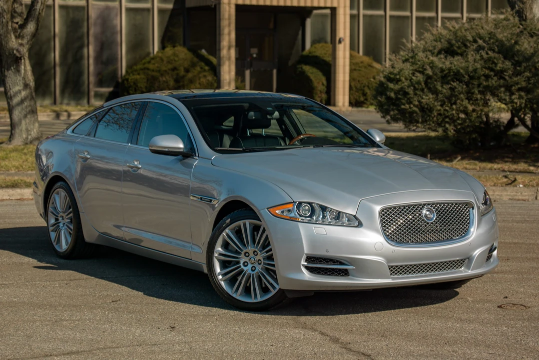2011 Jaguar X351 XJ - Image 17 of 31