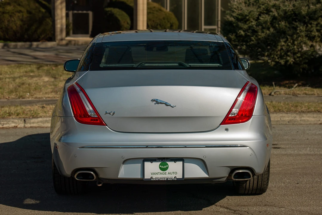 2011 Jaguar X351 XJ - Image 8 of 31