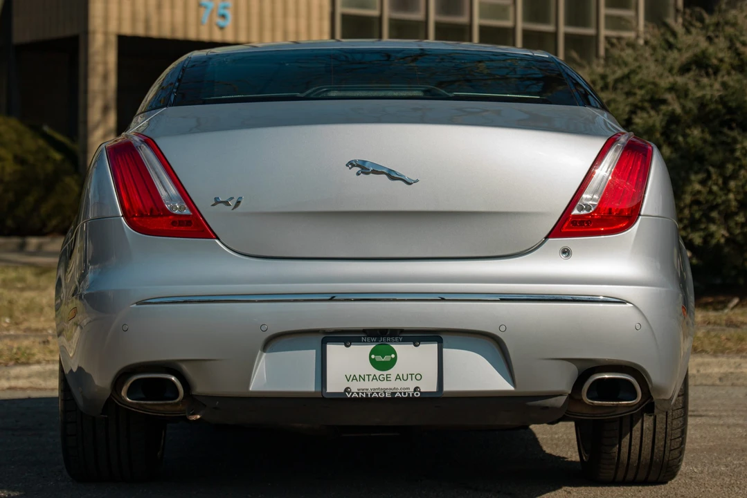 2011 Jaguar X351 XJ - Image 10 of 31
