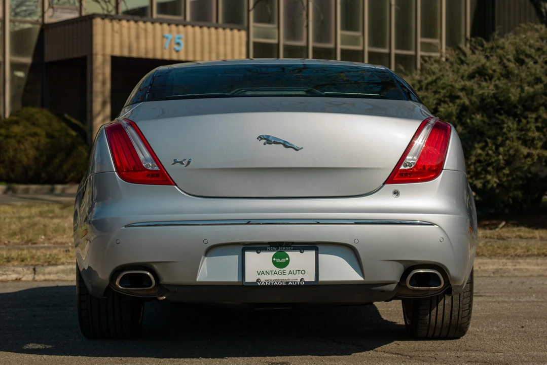 2011 Jaguar X351 XJ - Image 9 of 31