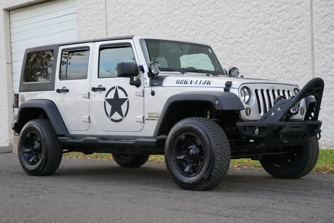 2011 Jeep JK Wrangler - Image 8 of 31