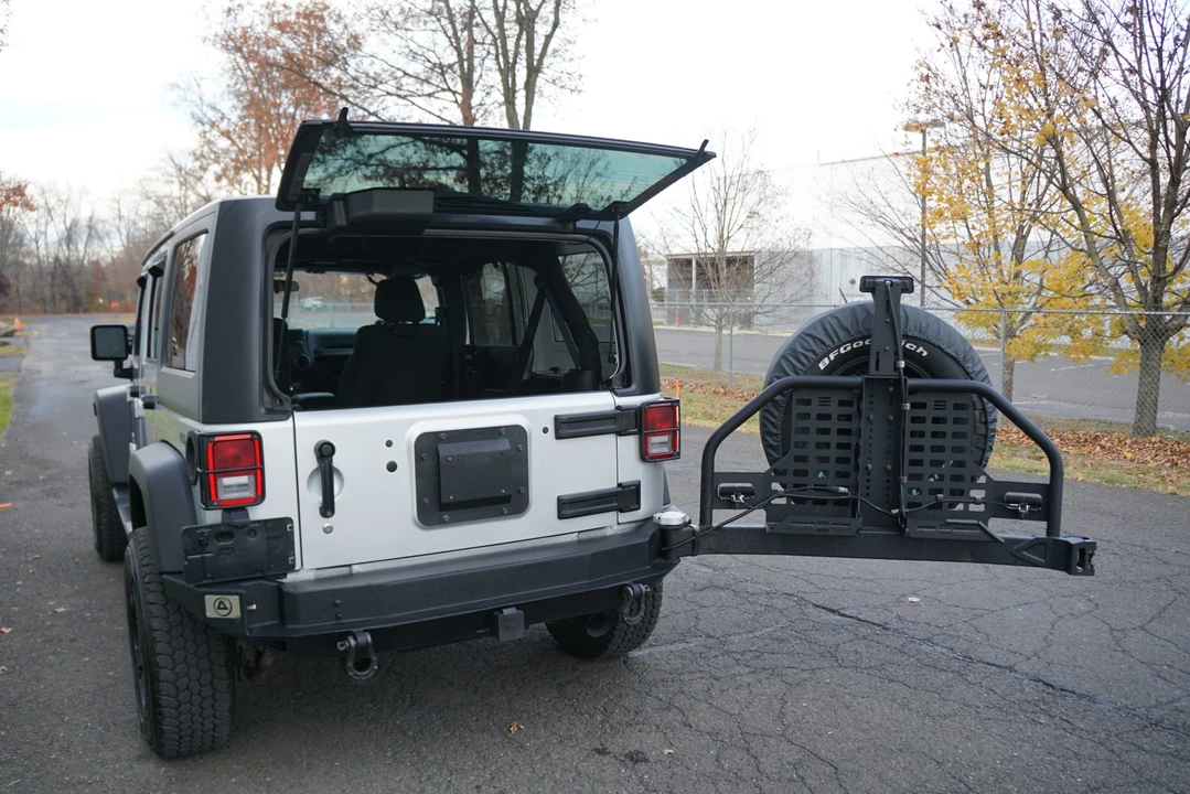 2011 Jeep JK Wrangler - Image 14 of 31