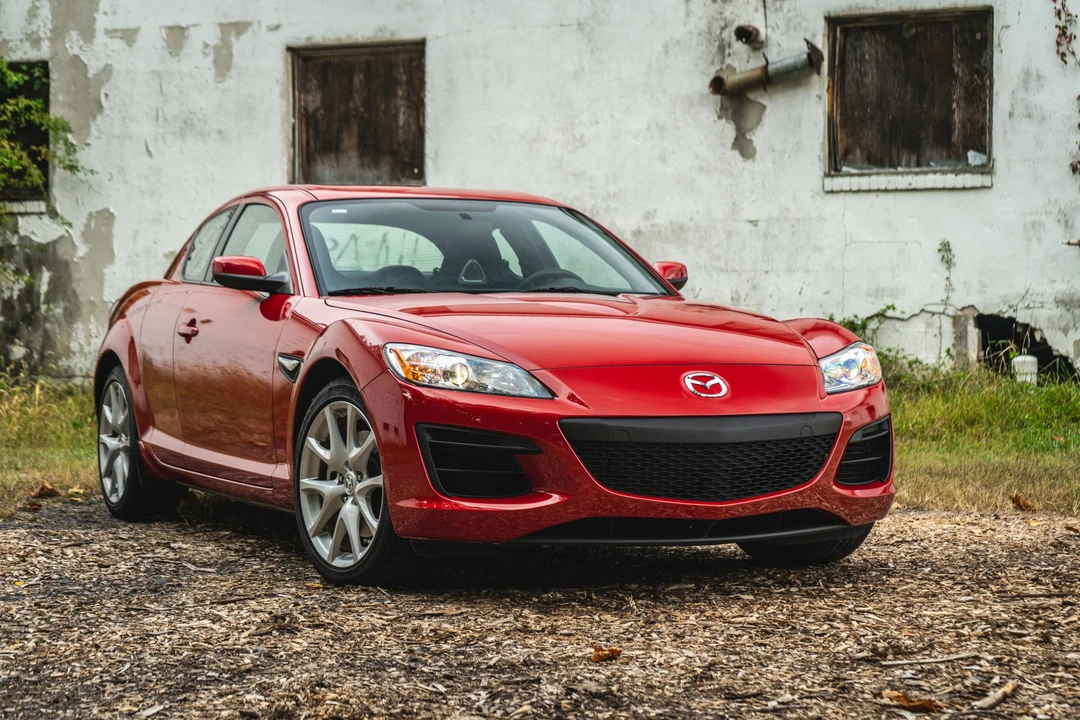 2011 Mazda RX-8 2nd Gen - Image 17 of 31