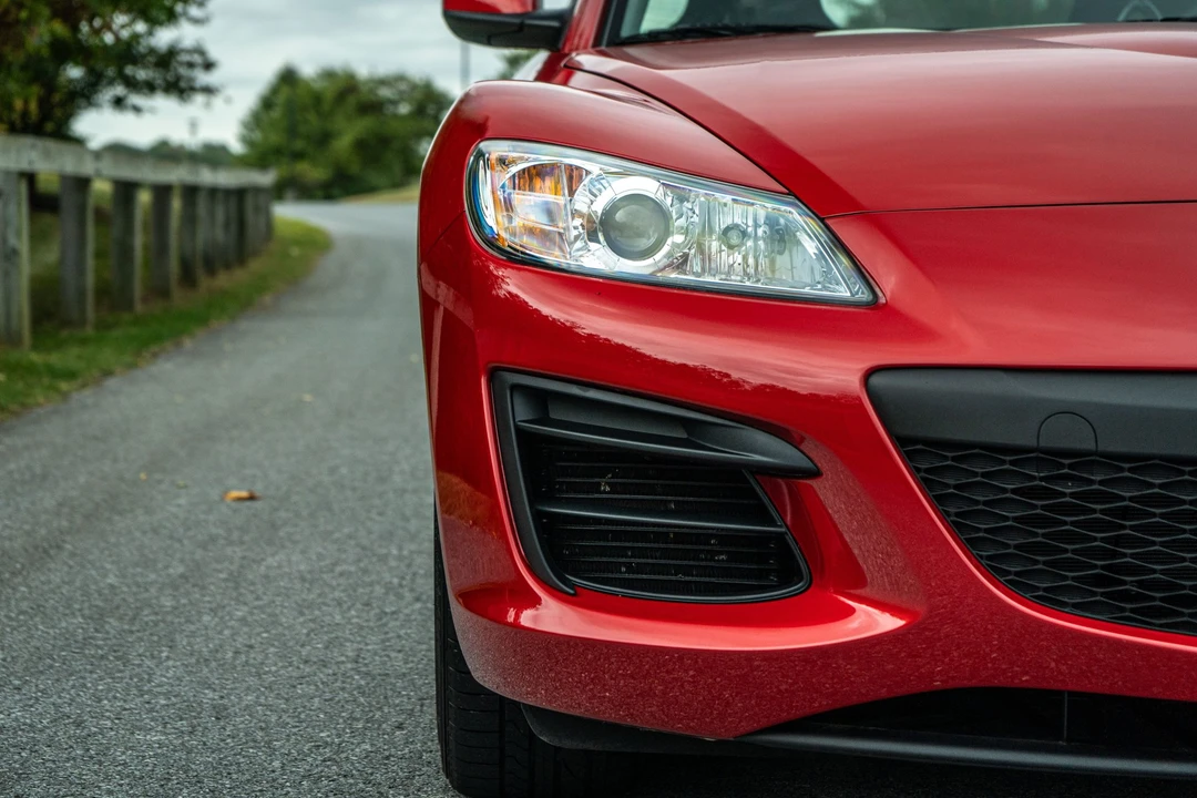 2011 Mazda RX-8 2nd Gen - Image 27 of 31