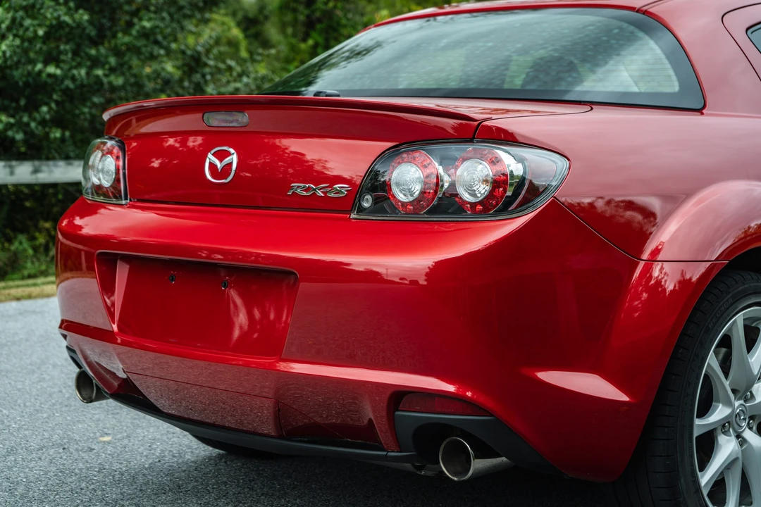 2011 Mazda RX-8 2nd Gen - Image 26 of 31