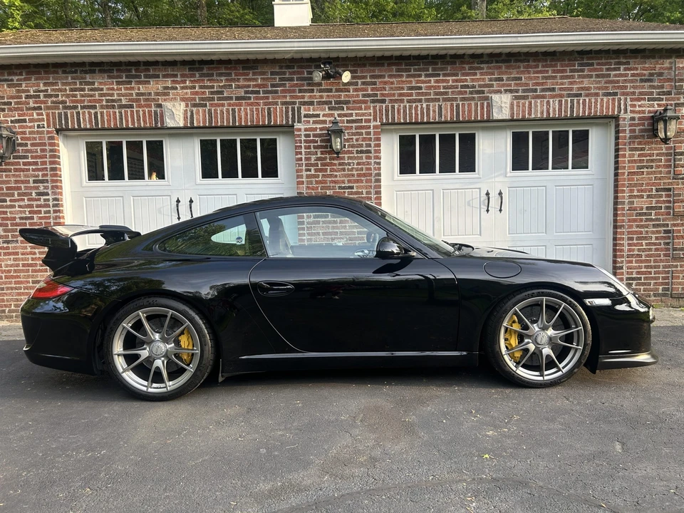 2011 Porsche 997 GT3 - Image 17 of 31