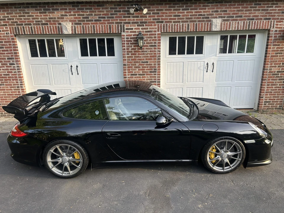 2011 Porsche 997 GT3 - Image 16 of 31