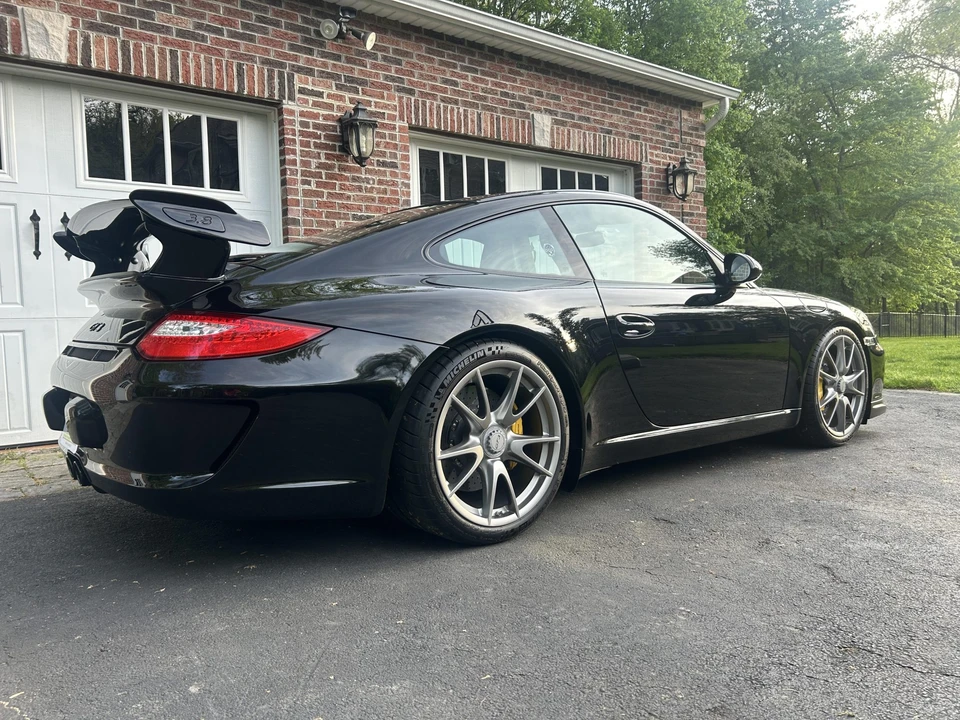 2011 Porsche 997 GT3 - Image 19 of 31