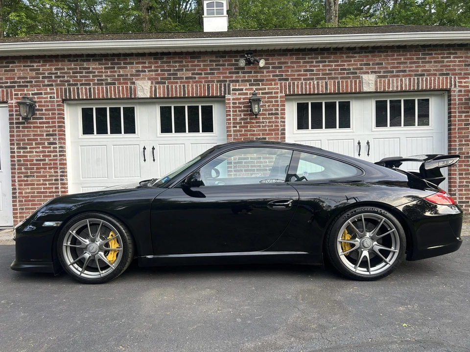 2011 Porsche 997 GT3 - Image 27 of 31